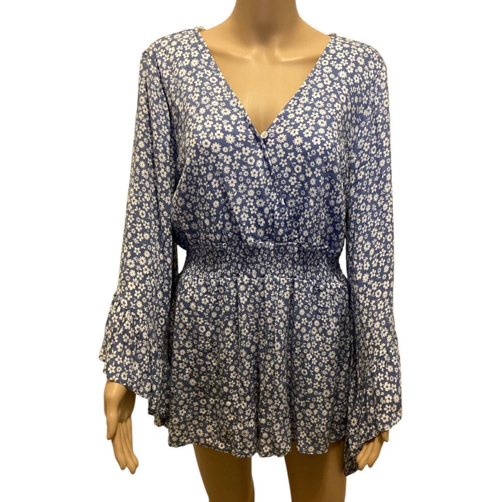 Pink lily romper blue floral ruffled flare long sleeve M